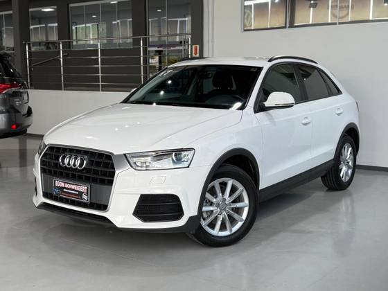 AUDI Q3 1.4 TFSI AMBIENTE FLEX 4P S TRONIC